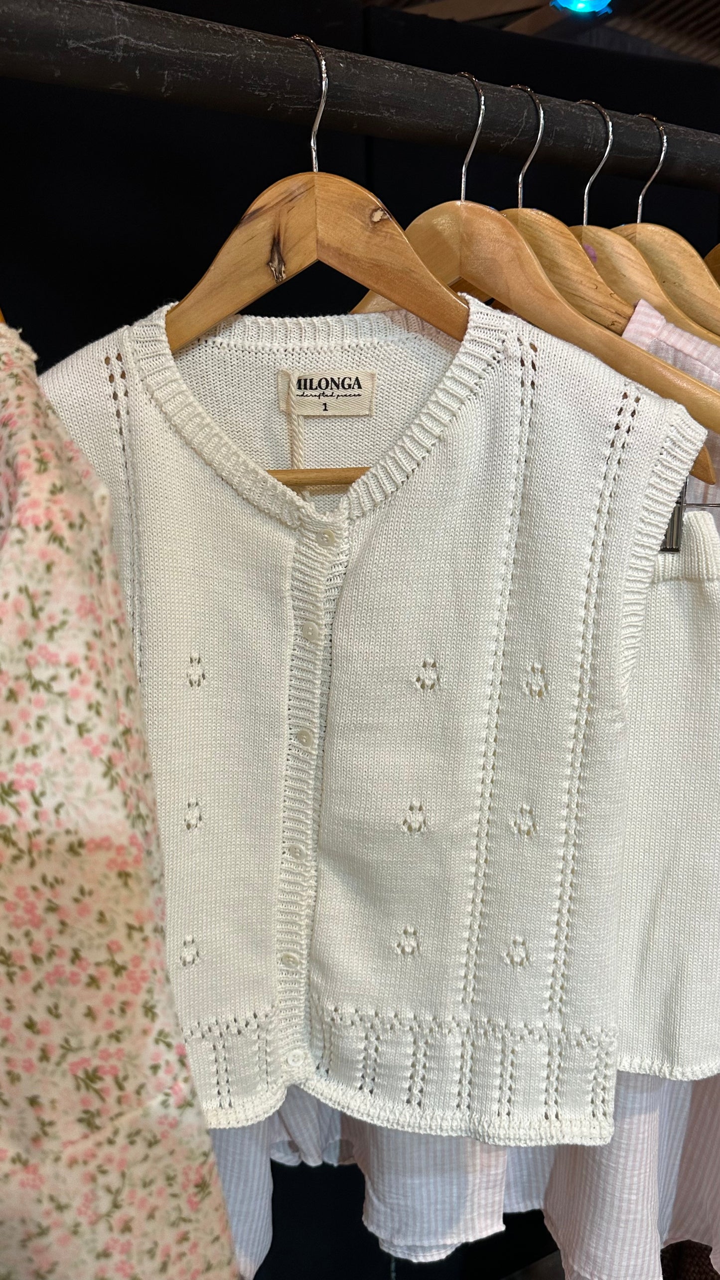 PRE ORDER — Chaleco Azalea